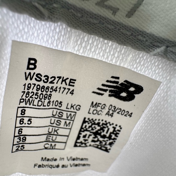 New Balance- 327 - new - Picture 5 of 5